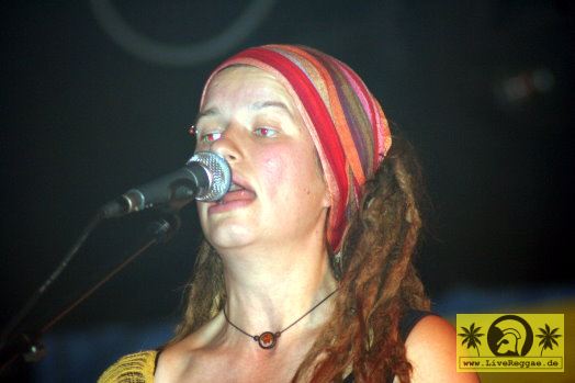 Weisswurscht Is (D) 11. Chiemsee Reggae Festival, Übersee - Tent Stage 19. August 2005 (9).jpg